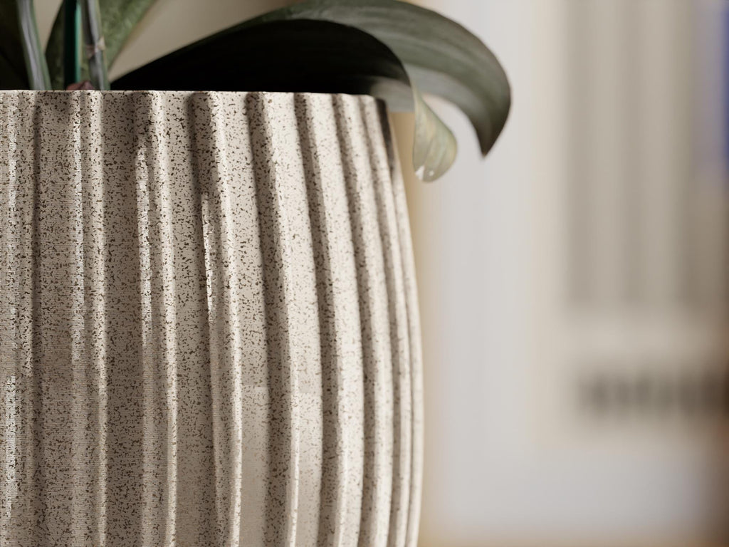 Linea Small Planter Set – Modern Ribbed Pot with Drainage & Water Tray | Modular EvolvePlanter Design