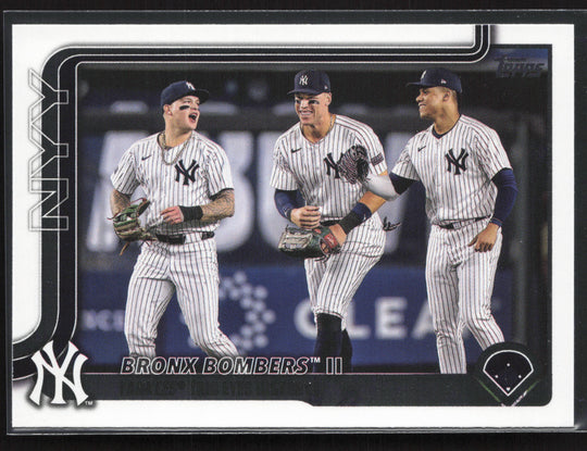 2025 Topps #184 Bronx Bombers II: Yankees Trio Eyes History