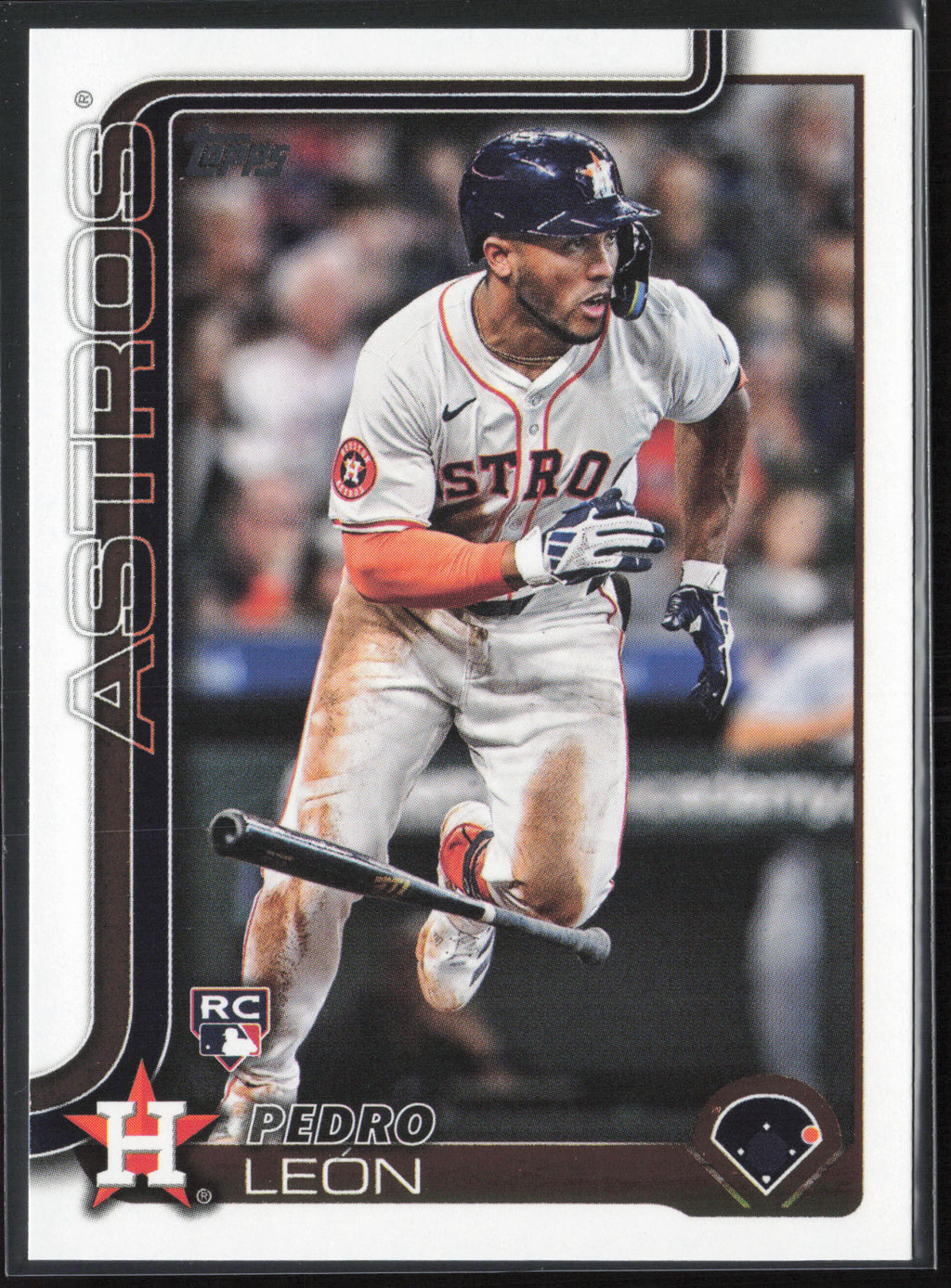 2025 Topps #30 Pedro León