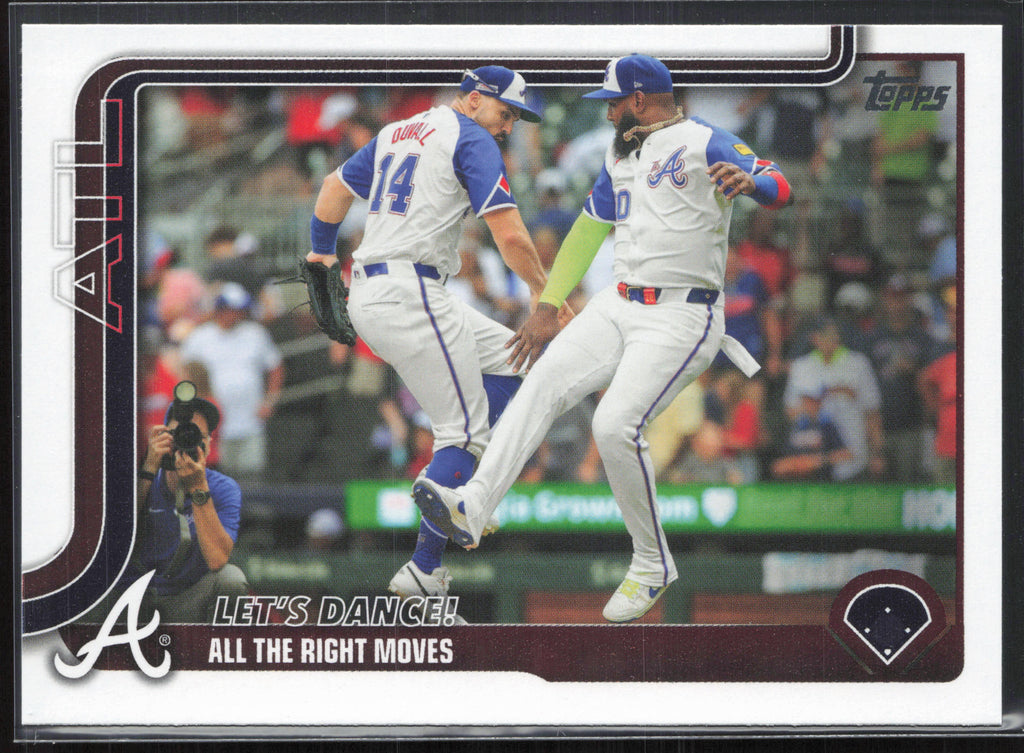 2025 Topps #237 Let’s Dance! All the Right Moves