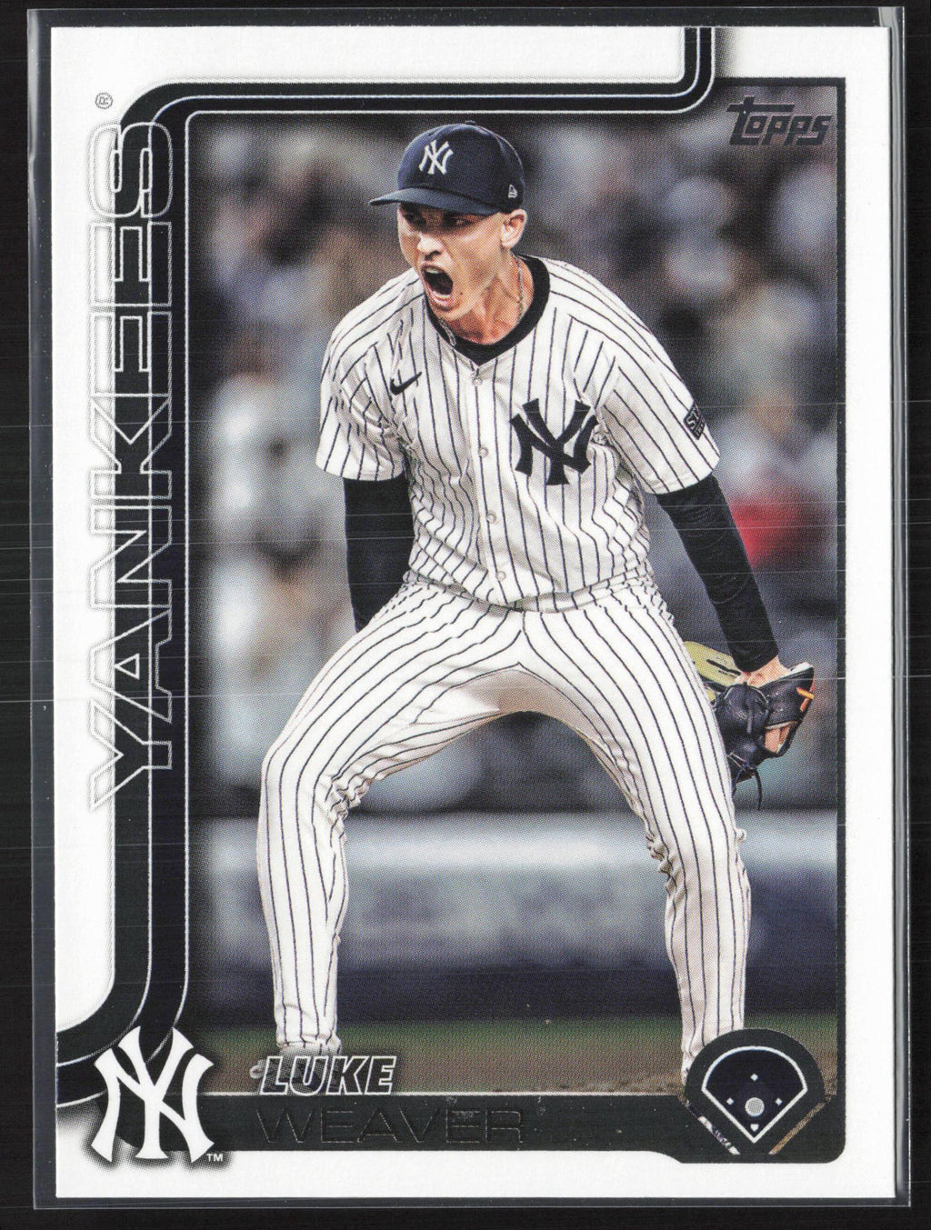 2025 Topps #506 Luke Weaver