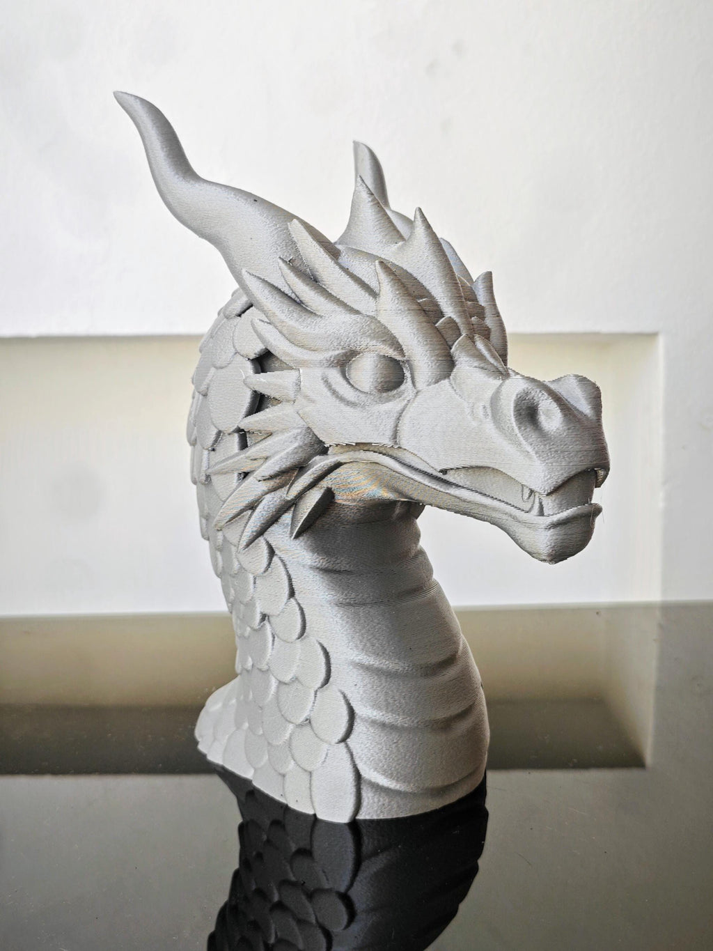Dragon Book Holder – Fantasy-Themed 3D Printed Shelf Decor by Cubee x KrakenSTL
