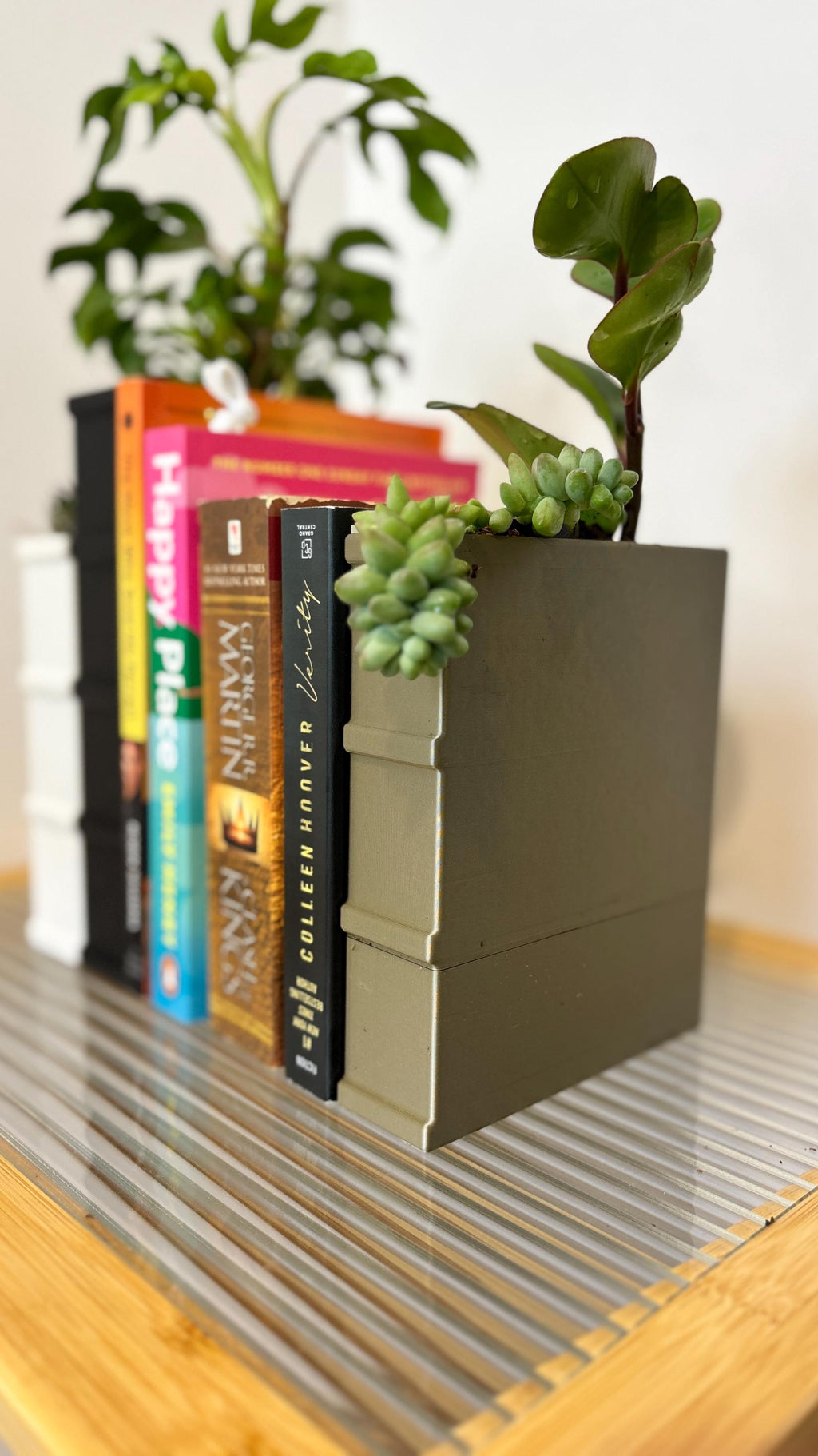 Bookend Planter Set – 3D Printed Book-Shaped Planters with Water Reservoir