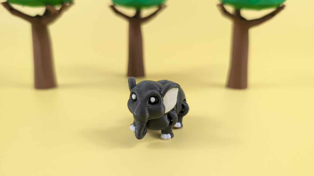 🐘 Elephant – Articulated Keychain Figure