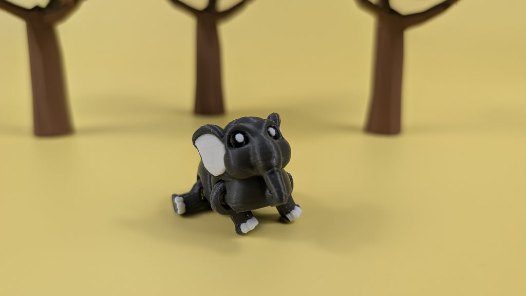 🐘 Elephant – Articulated Keychain Figure