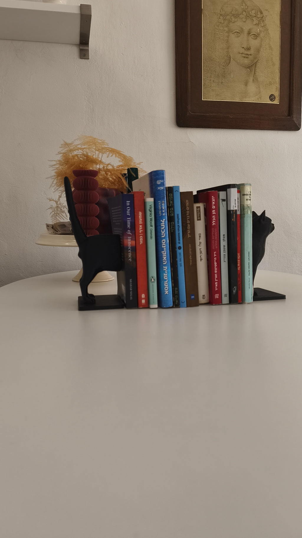 Cat Bookend – 3D Printed Two-Piece Cat Bookends | Modern Animal Lover Shelf Décor | Perfect Gift for Cat Owners and Readers