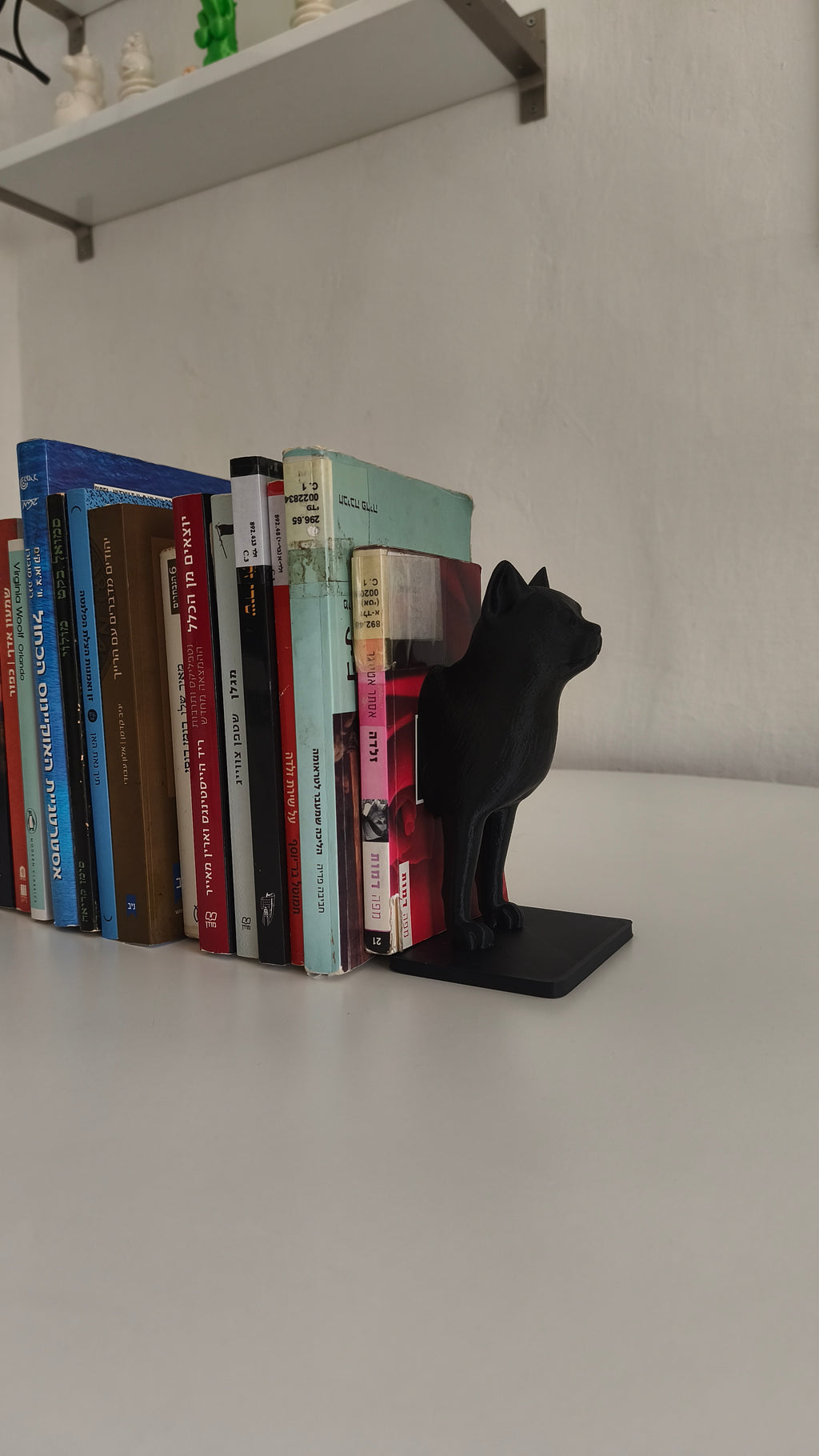 Cat Bookend – 3D Printed Two-Piece Cat Bookends | Modern Animal Lover Shelf Décor | Perfect Gift for Cat Owners and Readers
