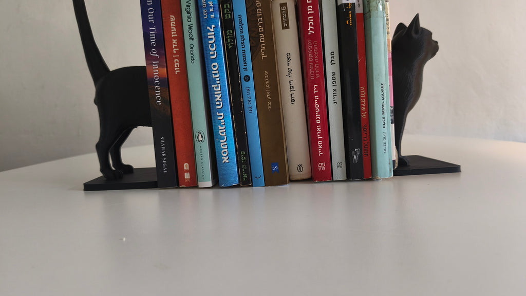 Cat Bookend – 3D Printed Two-Piece Cat Bookends | Modern Animal Lover Shelf Décor | Perfect Gift for Cat Owners and Readers