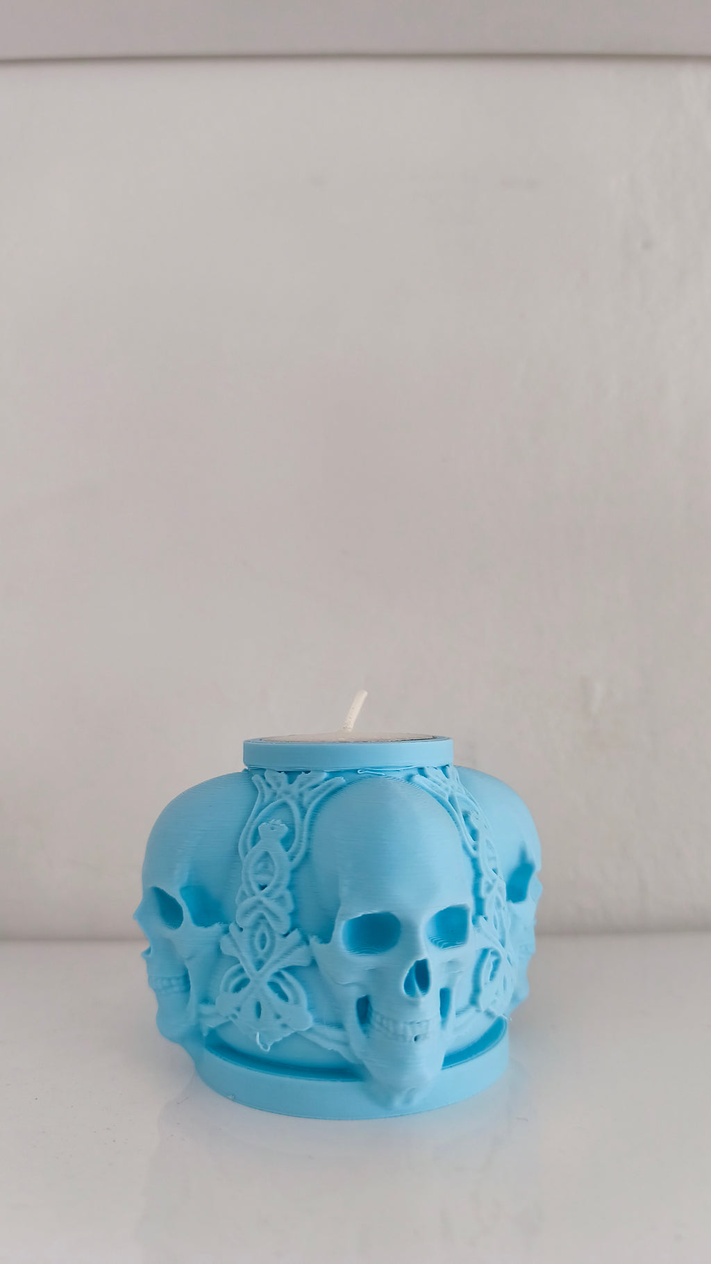 Skull Candle Holder – Gothic Decor, Halloween Centerpiece, 3D Printed Candle Stand, Horror Gift