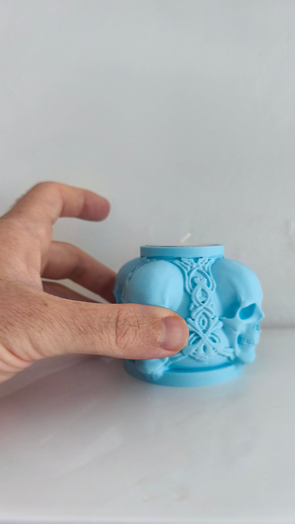 Skull Candle Holder – Gothic Decor, Halloween Centerpiece, 3D Printed Candle Stand, Horror Gift