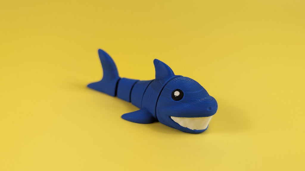 🦈 Shark – Articulated Figure Keychain