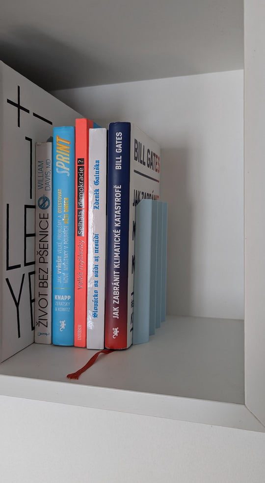 RAW BOOK STOP – Minimalist 3D Printed Bookend by Martin Žampach