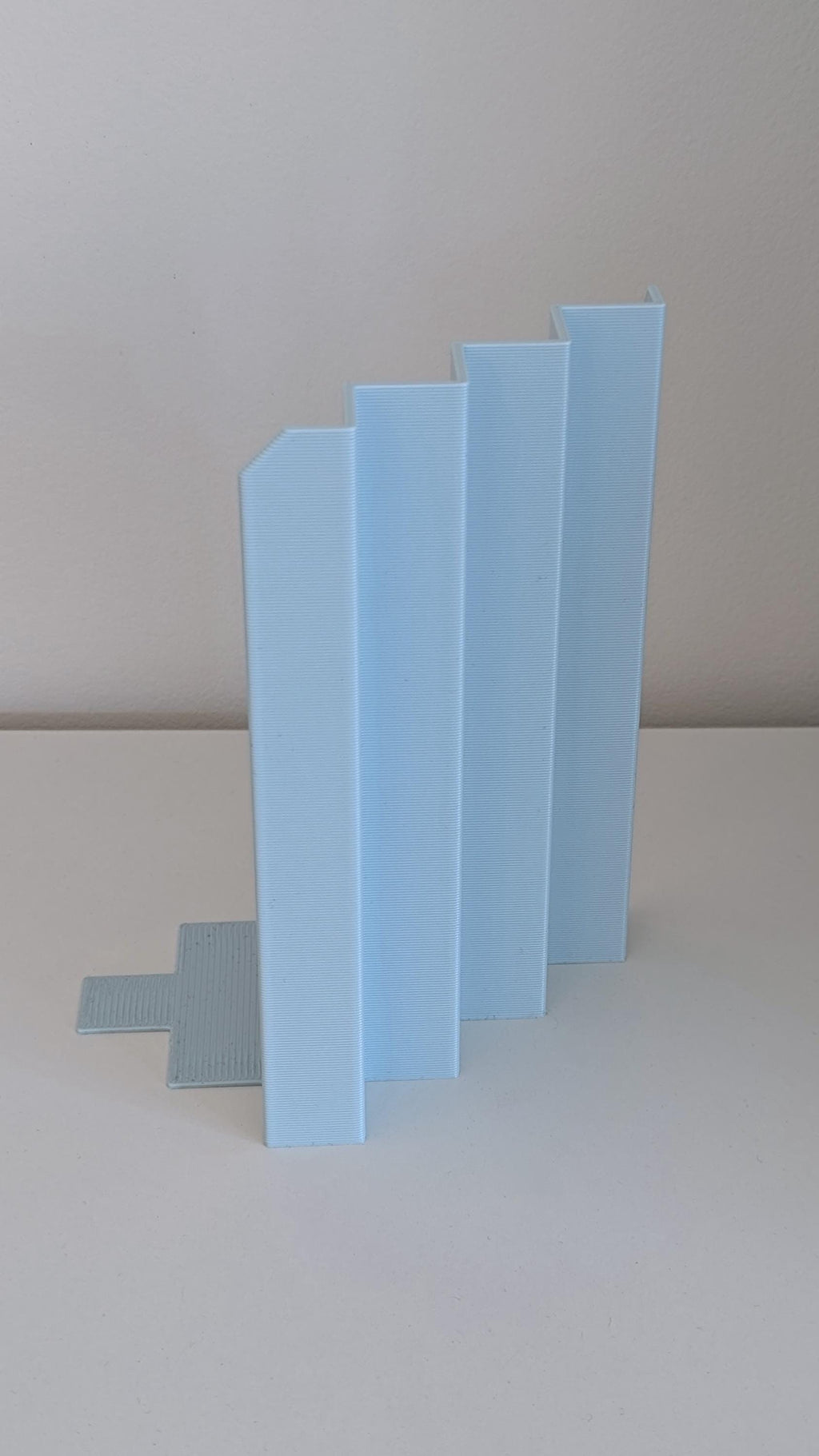 RAW BOOK STOP – Minimalist 3D Printed Bookend by Martin Žampach